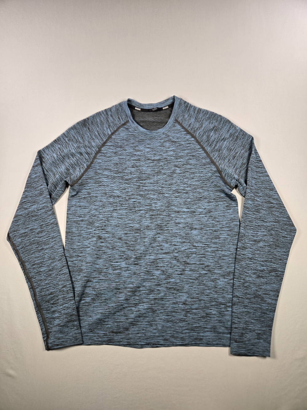 Rhone Vapor Blue Space Dye Training Long Sleeve Gym Performance Shirt Small